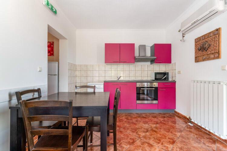 Apartments Nika With Swimming Pool And Beautiful Sea View Dobreć المظهر الخارجي الصورة